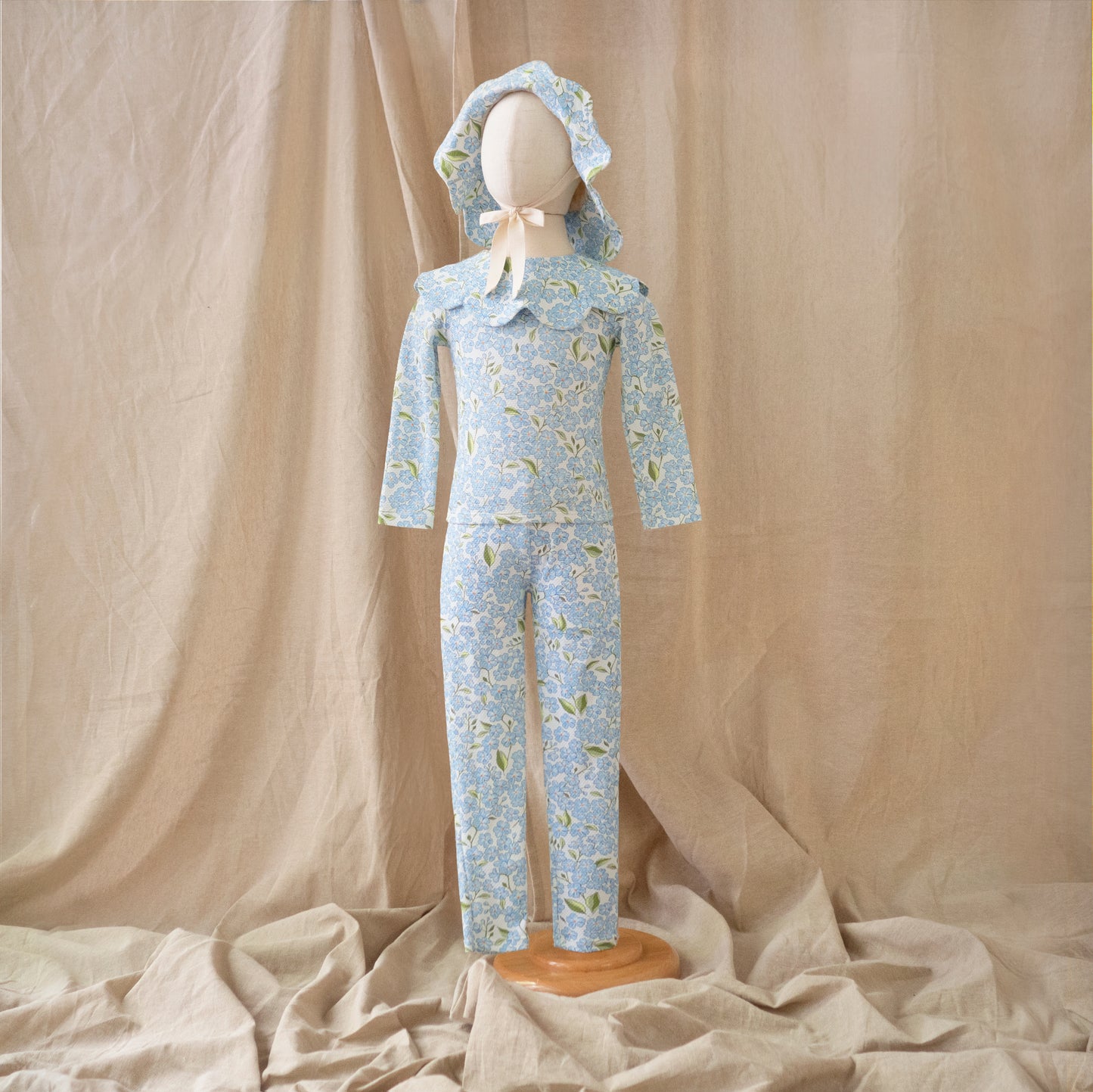 Petal Rashguard · Hydrangea