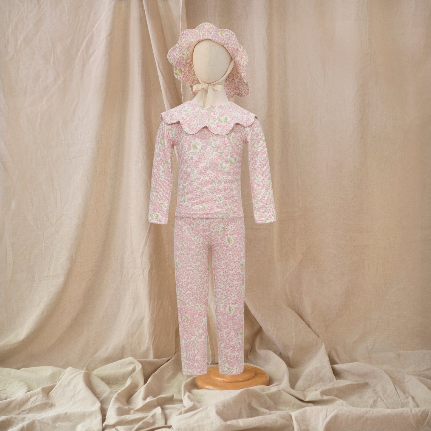 Petal Rashguard · Peony