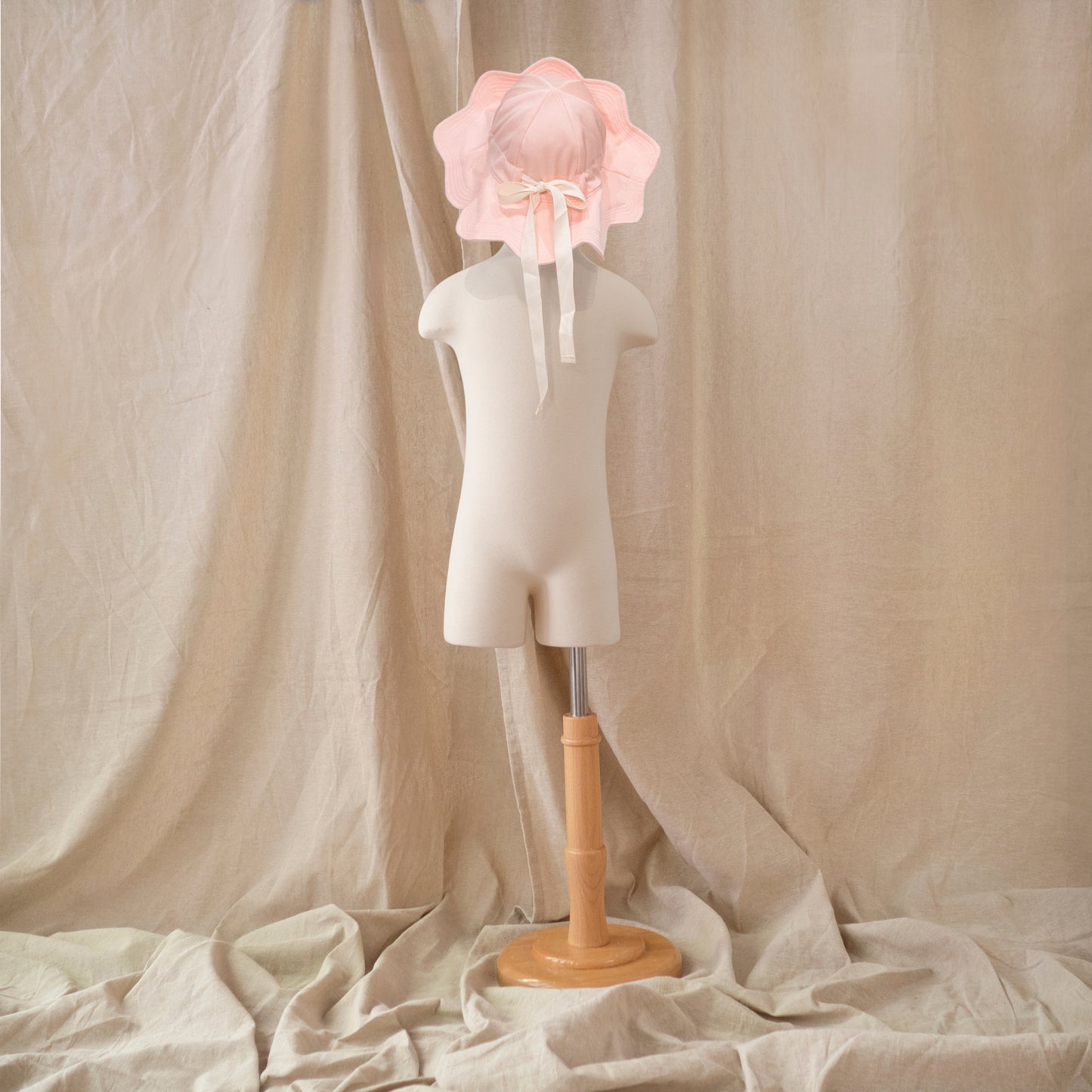 Petal Sun Hat · Fairy Pink